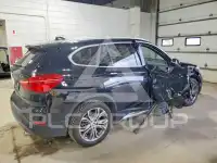 2017 BMW X1 фото