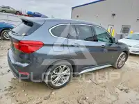 2017 BMW X1 photo