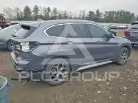 2017 BMW X1 фото