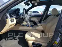 2017 BMW 330 фото