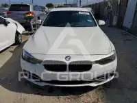 2017 BMW 330 photo