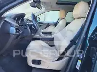 2017 Jaguar F-PACE photo