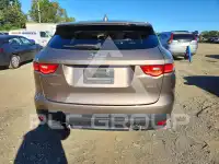 2017 Jaguar F-PACE фото