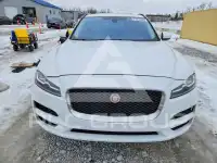 2017 Jaguar F-PACE photo