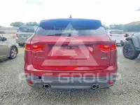 2017 Jaguar F-PACE photo