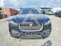 2017 Jaguar F-PACE photo
