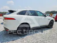 2017 Jaguar F-PACE photo
