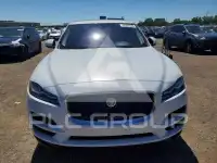 2017 Jaguar F-PACE photo