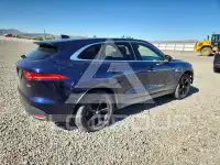2017 Jaguar F-PACE photo