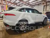 2017 Jaguar F-PACE photo