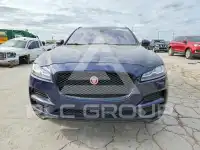 2017 Jaguar F-PACE photo