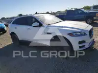 2017 Jaguar F-PACE photo