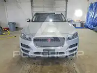 2017 Jaguar F-PACE photo