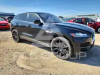 2017 Jaguar F-PACE photo