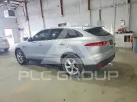 2017 Jaguar F-PACE photo