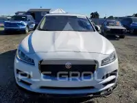 2017 Jaguar F-PACE photo