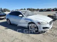 2017 Jaguar XF фото