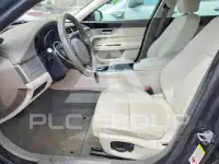2017 Jaguar XF фото