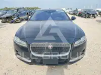2017 Jaguar XF фото