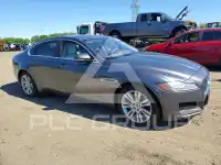 2017 Jaguar XF photo