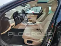 2017 Jaguar XF фото