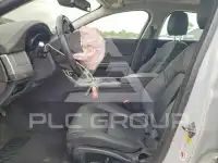 2017 Jaguar XF фото