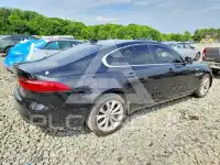 2017 Jaguar XF photo