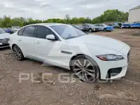 2017 Jaguar XF фото