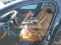 2017 Jaguar XJ photo