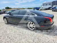 2017 Jaguar XJ photo