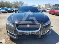 2017 Jaguar XJ photo