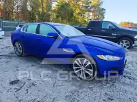 2017 Jaguar XE photo