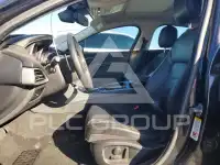 2017 Jaguar XE фото