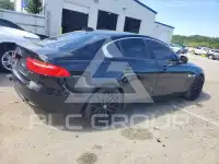 2017 Jaguar XE фото
