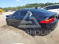 2017 Jaguar XE фото
