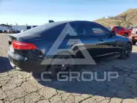 2017 Jaguar XE фото