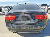 2017 Jaguar XE photo