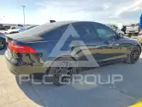 2017 Jaguar XE photo