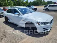 2017 Jaguar XE photo
