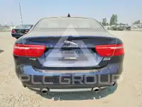 2017 Jaguar XE фото