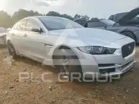 2017 Jaguar XE фото