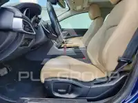 2017 Jaguar XE фото