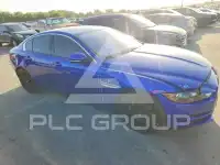 2017 Jaguar XE photo