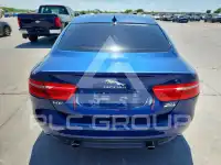 2017 Jaguar XE фото
