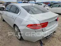 2017 Jaguar XE photo