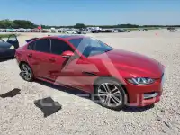 2017 Jaguar XE фото