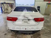 2017 Jaguar XE фото