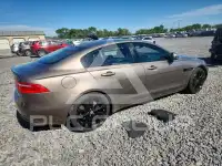 2017 Jaguar XE фото