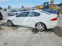 2017 Jaguar XE photo