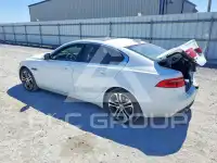 2017 Jaguar XE photo